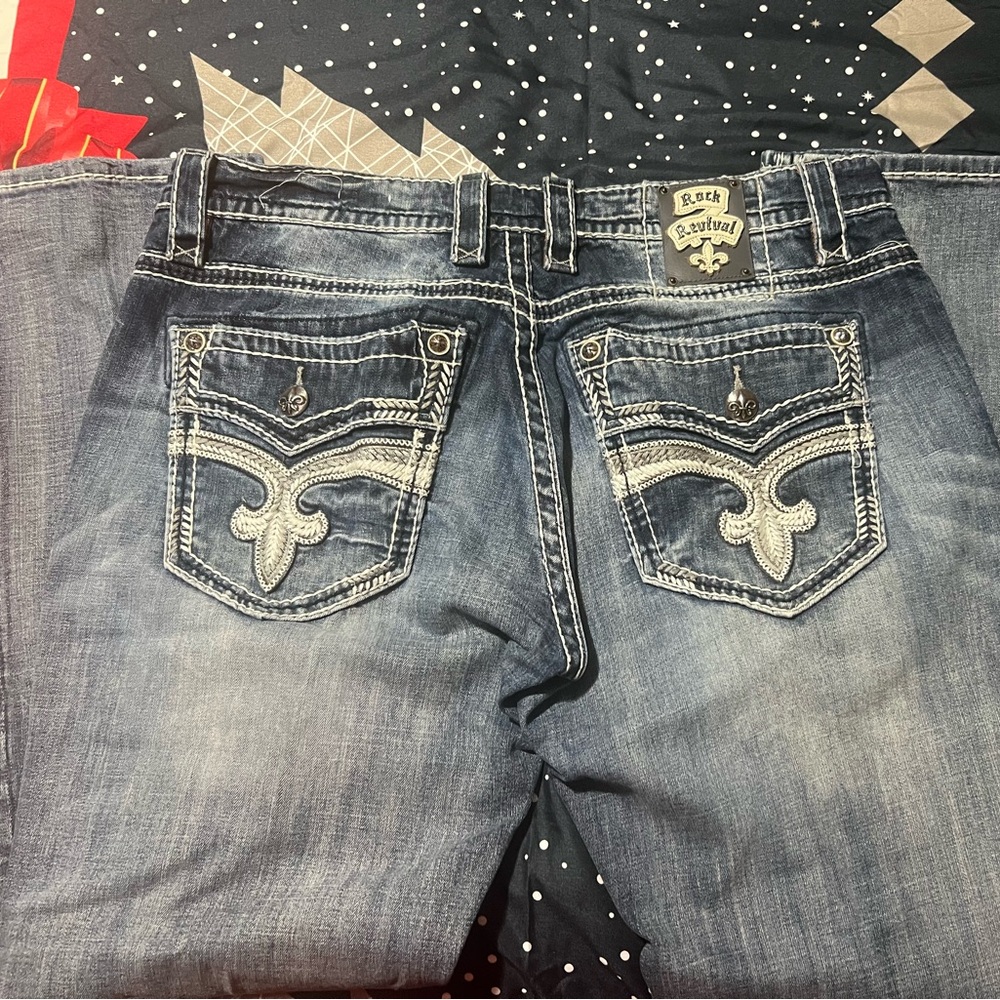 Mens Rock Revival Jeans-38/33, "Mike" Relaxed Straight. Med Wash-Used,